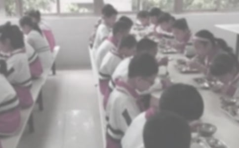 小年吃饭朋友圈简短说说