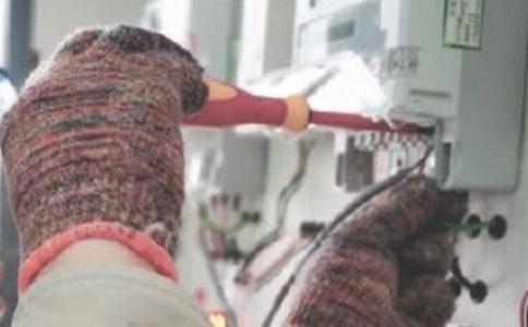 大学电工实习报告(精选12篇)