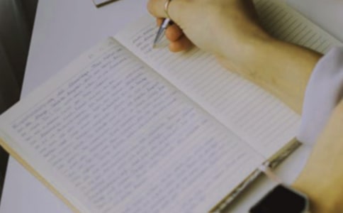 《掩耳盗铃》读后感(精选10篇)