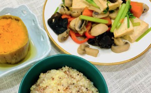 小班健康活动案例与反思《天气冷了怎么办》