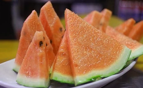 三年级暑假作文:炎热的夏天(通用25篇)